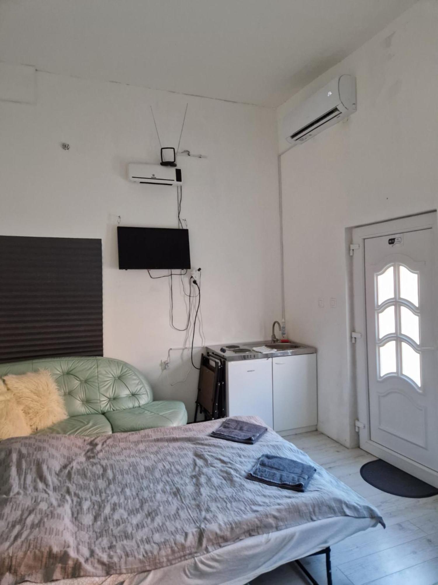 C2 Apartman Siófok Exteriör bild
